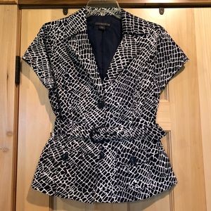 Covington belted jacket - size small